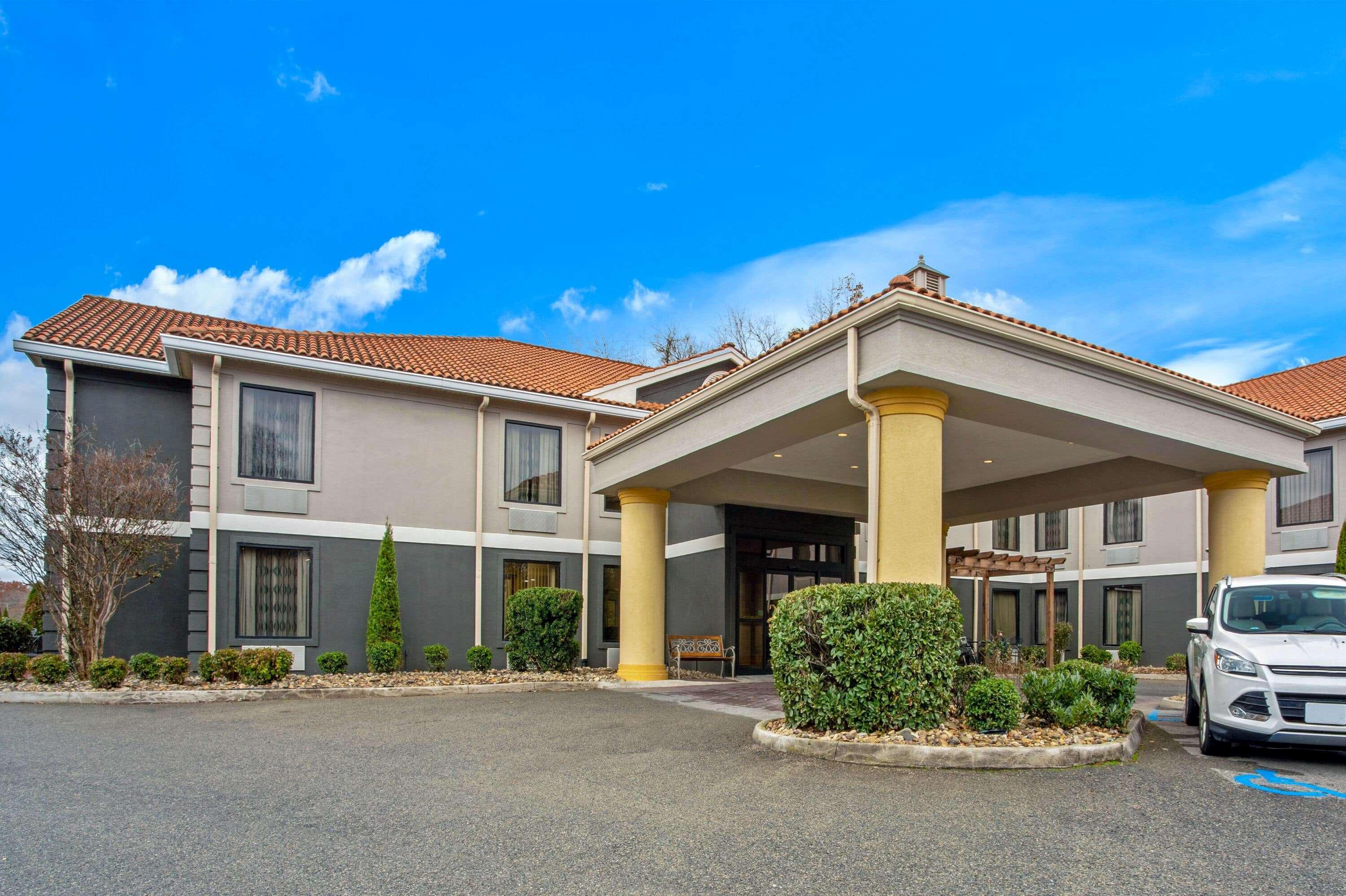 La Quinta Inn By Wyndham Радфорд Екстериор снимка
