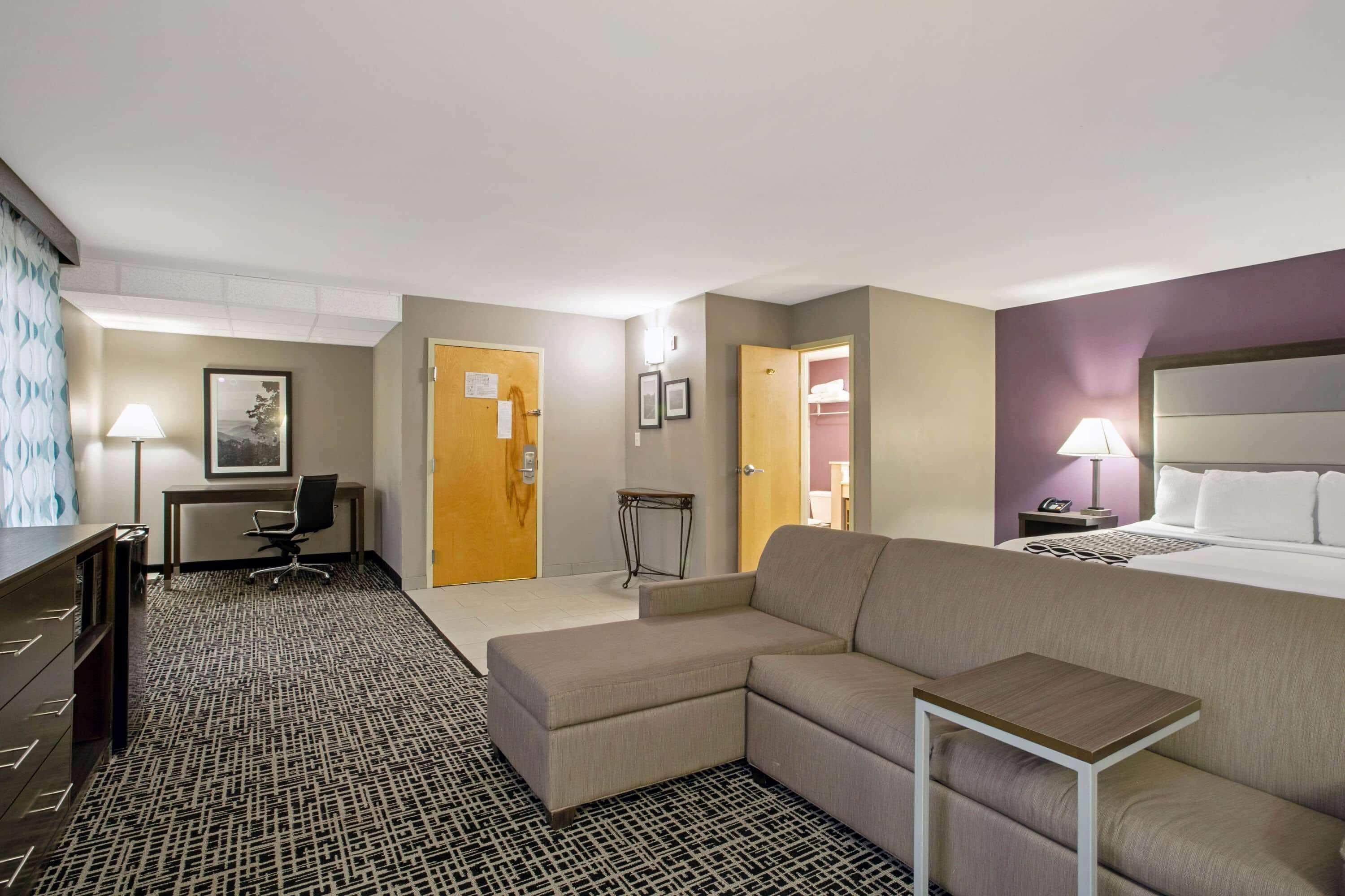 La Quinta Inn By Wyndham Радфорд Екстериор снимка