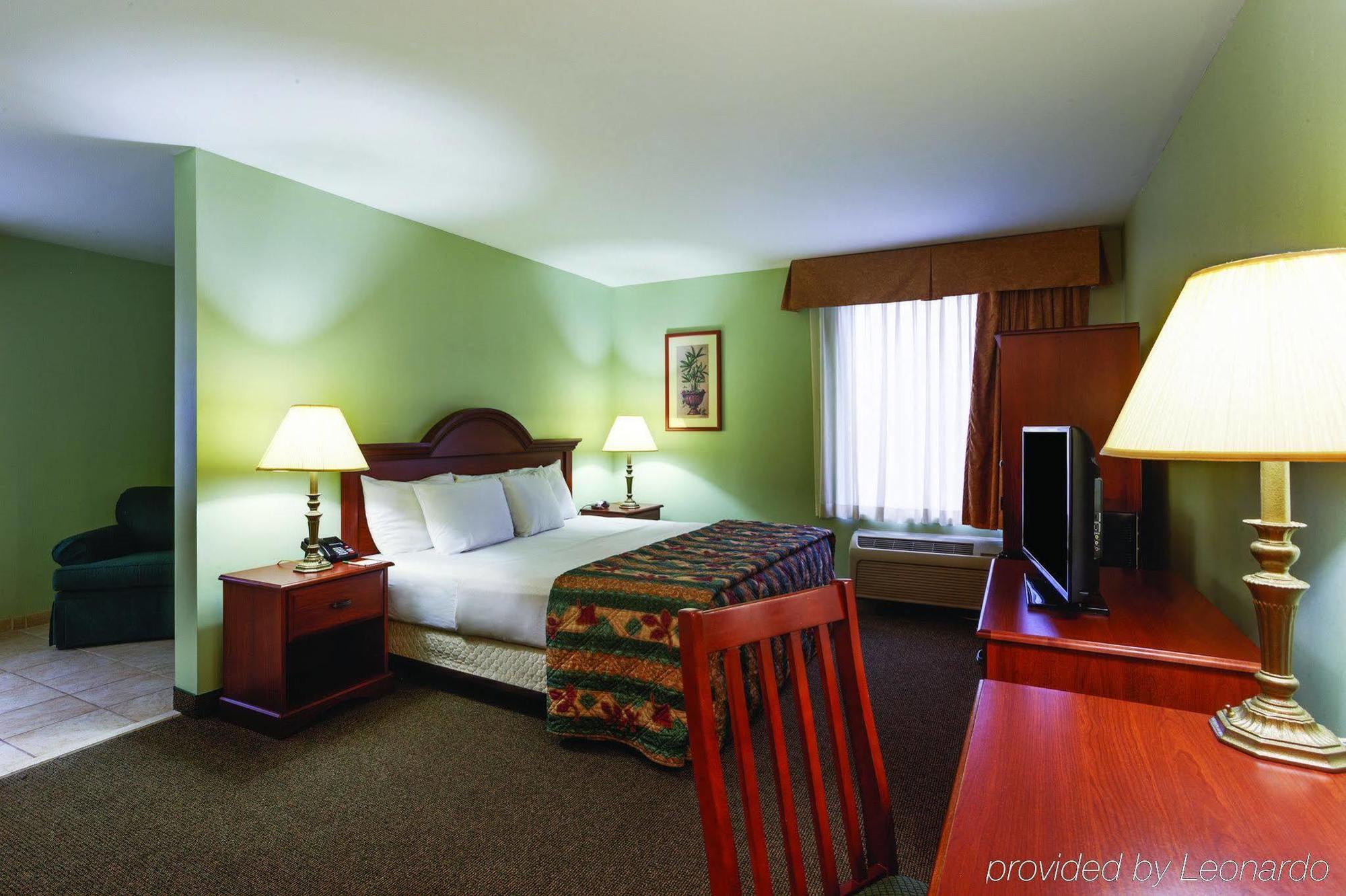 La Quinta Inn By Wyndham Радфорд Екстериор снимка